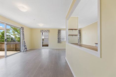 Photo of property in 24 Richmond Avenue, Richmond Heights, Taupo, 3330