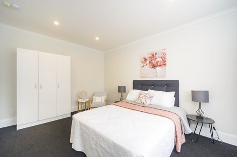 Photo of property in 11 Shamrock Street, Takaro, Palmerston North, 4412