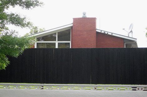 Photo of property in 258 Grimseys Road, Redwood, Christchurch, 8051