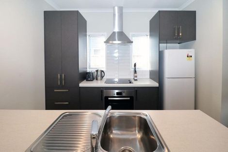 Photo of property in 1/5 Jones Crescent, Melville, Hamilton, 3206