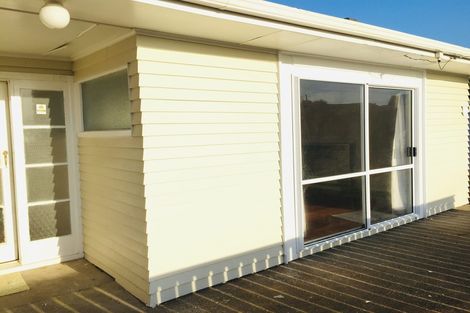 Photo of property in 12 Olive Street, Manurewa, Auckland, 2102