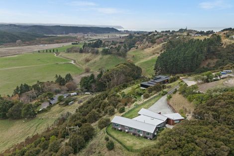 Photo of property in 19 Esk View Road, Eskdale, Napier, 4182