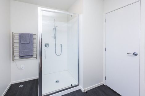 Photo of property in 1115a High Street, Taita, Lower Hutt, 5011