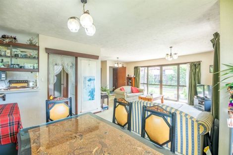 Photo of property in 41 Karnak Crescent, Russley, Christchurch, 8042