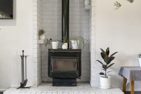 Photo of property in 792 West Coast Road, Oratia, Auckland, 0604