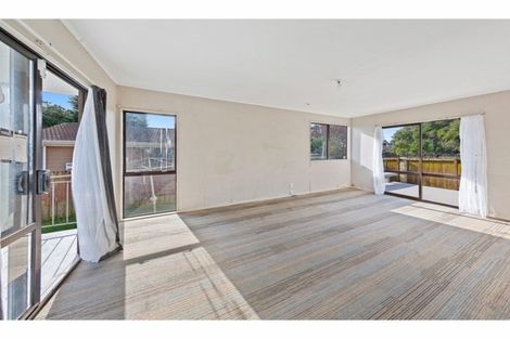 Photo of property in 1/41 Taitimu Drive, Weymouth, Auckland, 2103