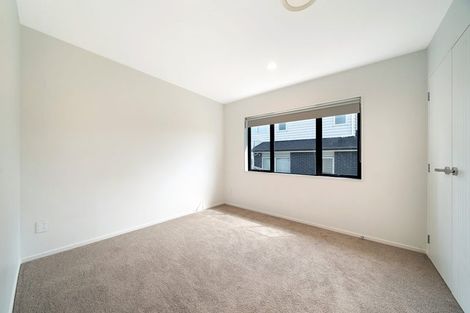 Photo of property in 55 Platinum Rise, Ranui, Auckland, 0612