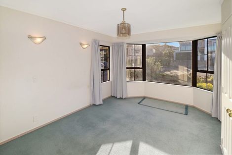 Photo of property in 38 Gurkha Crescent, Khandallah, Wellington, 6035