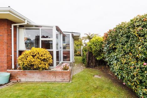 Photo of property in 1a Panako Place, Awapuni, Palmerston North, 4412