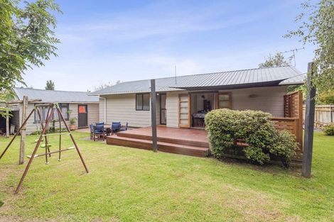 Photo of property in 25 Hookway Grove, Paraparaumu, 5032