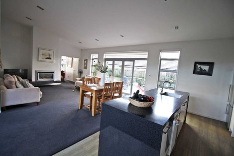 Photo of property in 17 Ashwick Terrace, Huntington, Hamilton, 3210