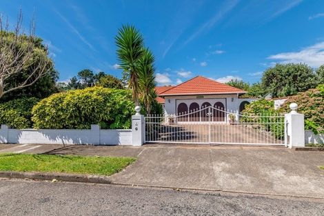 Photo of property in 4 Alexander Street, Waikanae, 5036