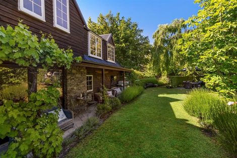 Photo of property in 9 Hunter Crescent, Wanaka, 9305