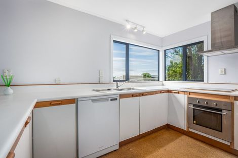 Photo of property in 15 Cobar Close, Maupuia, Wellington, 6022