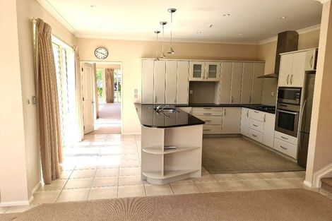 Photo of property in 21 Dunvegan Rise, East Tamaki Heights, Auckland, 2016