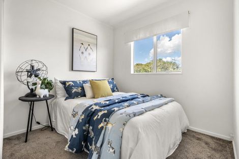 Photo of property in 1/46 Chippendale Crescent, Birkdale, Auckland, 0626