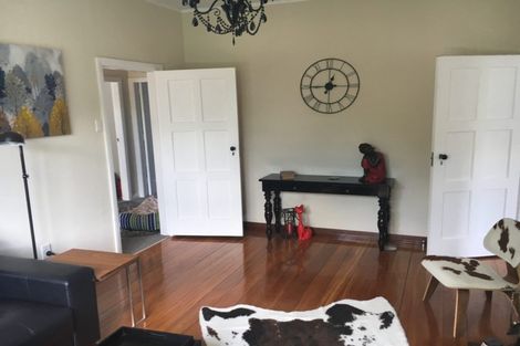 Photo of property in 24 Valley Terrace, Hamilton Central, Hamilton, 3204