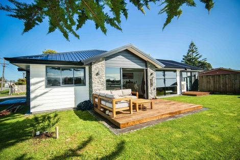 Photo of property in 153 Brougham Street, Westport, 7825