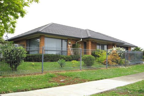 Photo of property in 50 Hall Avenue, Mangere, Auckland, 2022