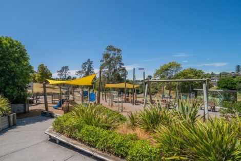 Photo of property in 1 John Downs Drive, Browns Bay, Auckland, 0630