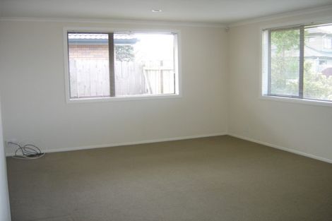 Photo of property in 15 Shankill Place, East Tamaki, Auckland, 2013