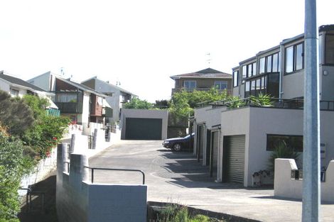 Photo of property in 6/6 City View Terrace, Birkenhead, Auckland, 0626