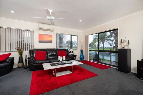 Photo of property in 13 San Marino Drive, Henderson, Auckland, 0612