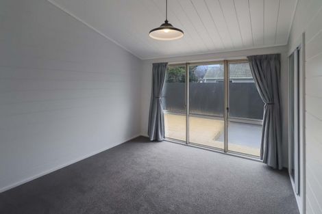 Photo of property in 25a Gibbs Crescent, Wainuiomata, Lower Hutt, 5014
