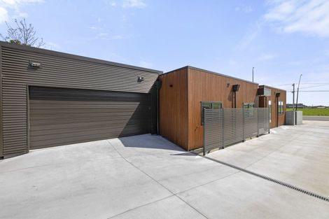 Photo of property in 53 Pohutukawa Place, Bell Block, New Plymouth, 4312