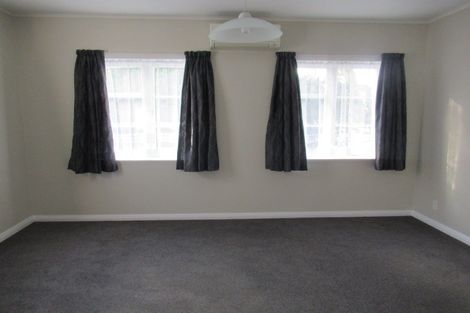 Photo of property in 2 Saint James Avenue, Boulcott, Lower Hutt, 5011