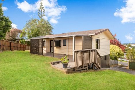 Photo of property in 30 Alidade Place, Massey, Auckland, 0614