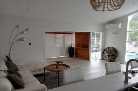 Photo of property in 57 Lawrence Crescent, Hillpark, Auckland, 2102