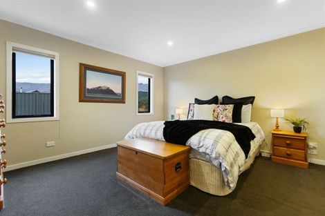 Photo of property in 5 Ethereal Crescent, Mount Pisa, Cromwell, 9383