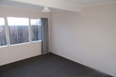 Photo of property in 16 Montana Road, Totara Park, Upper Hutt, 5018