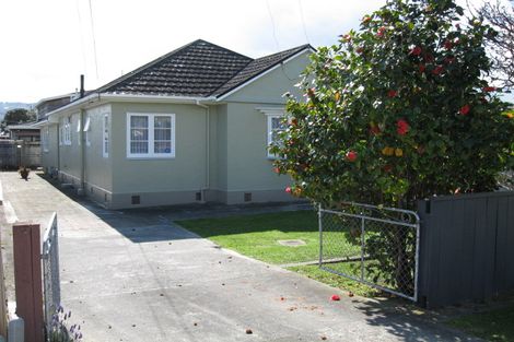 Photo of property in 73 Waiwhetu Road, Waterloo, Lower Hutt, 5011