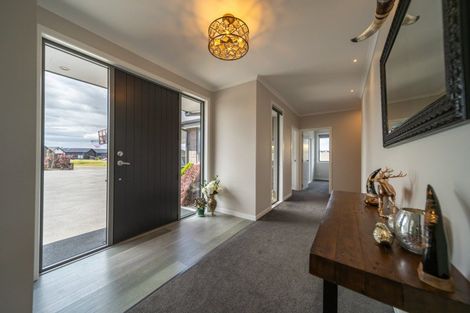 Photo of property in 21 Red Deer Place, Te Anau, 9600