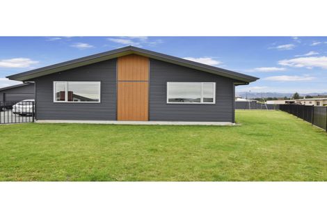 Photo of property in 20 Lakeland Avenue, Twizel, 7901