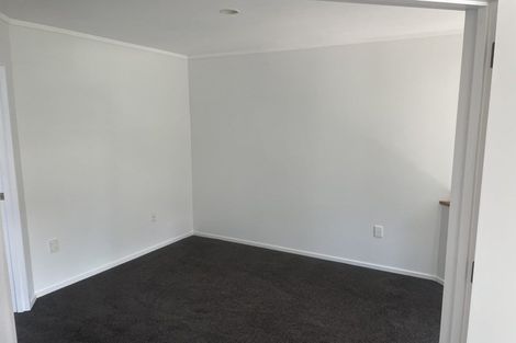 Photo of property in 5 Erskine Close, Island Bay, Wellington, 6023