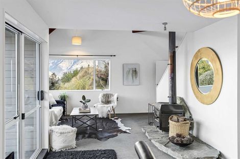 Photo of property in 17 Arawata Terrace, Fernhill, Queenstown, 9300