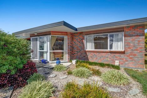 Photo of property in 96a Lakeside Drive, Orewa, 0931