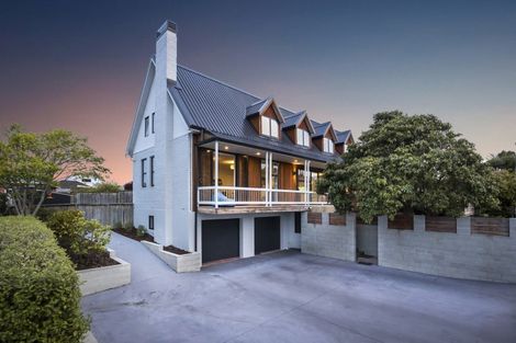 Photo of property in 20 Brownville Crescent, Maori Hill, Dunedin, 9010