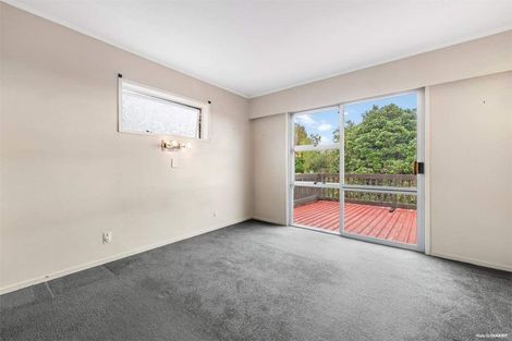 Photo of property in 43 Spence Road, Henderson, Auckland, 0612