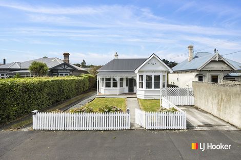 Photo of property in 23 Royal Crescent, Saint Kilda, Dunedin, 9012