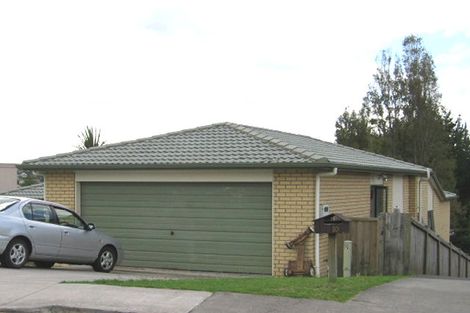 Photo of property in 10 Berkshire Terrace, Massey, Auckland, 0614