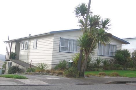 Photo of property in 27 Lomita Road, Johnsonville, Wellington, 6037