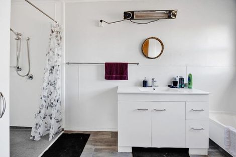 Photo of property in 253 Princes Street, Hawera, 4610