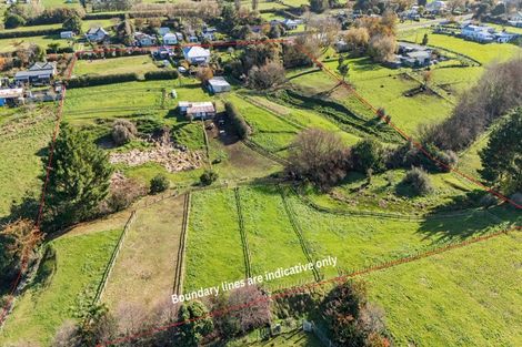 Photo of property in 16 Castle Street, Eltham, 4322