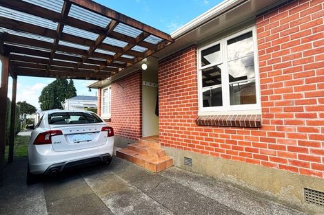 Photo of property in 2 Cole Grove, Wallaceville, Upper Hutt, 5018