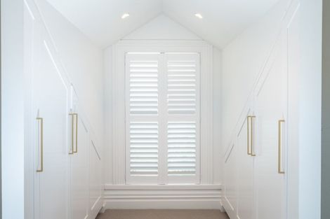 Photo of property in 247 Tinakori Road, Thorndon, Wellington, 6011