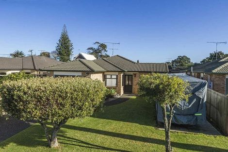 Photo of property in 2 Milton Road, Orewa, 0931